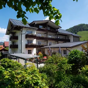 https://kur-und-aktivhotel-allgauer-hof.com-bavaria.com